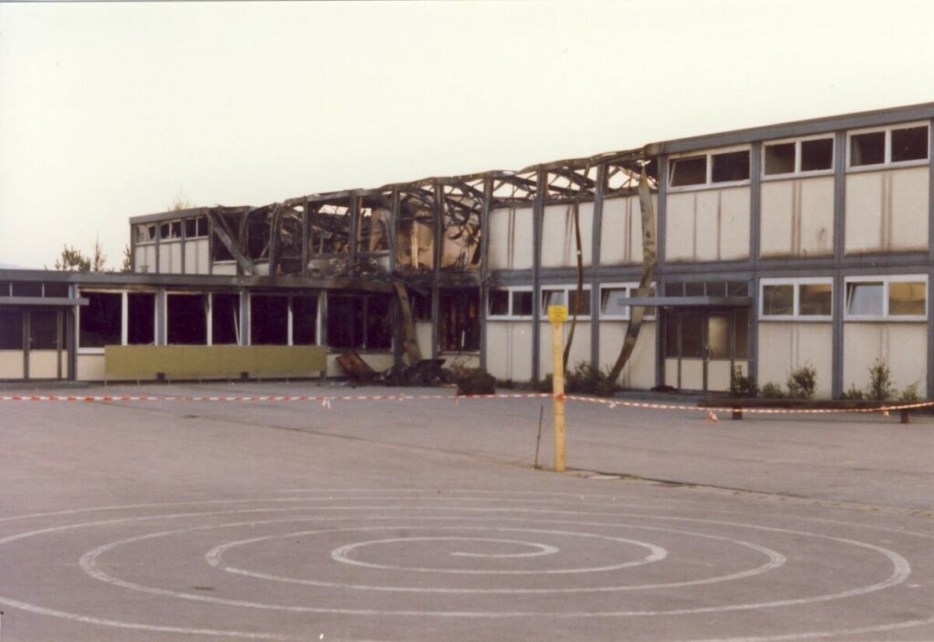 Großbrand – Grundschule brennt